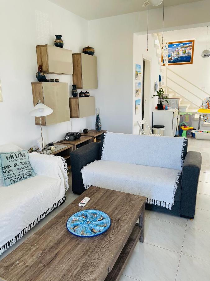 Peaceful Townhouse With Private Pool Near The Sea Paphos Exterior foto
