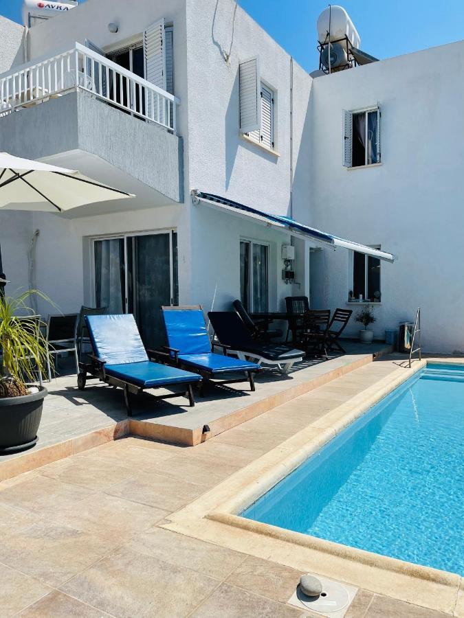 Peaceful Townhouse With Private Pool Near The Sea Paphos Exterior foto